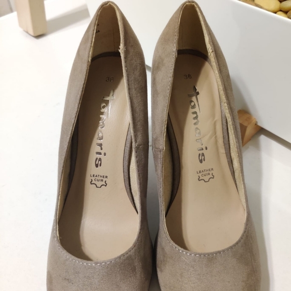 TAMARIS Wortmann KG Suede Nude Platform Pumps‎ Taupe SZ 36 EU Round Toe Slip On - Picture 7 of 15